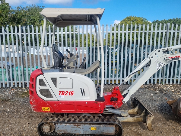 Chris Atkin & Son Ltd - Takeuchi TB 216